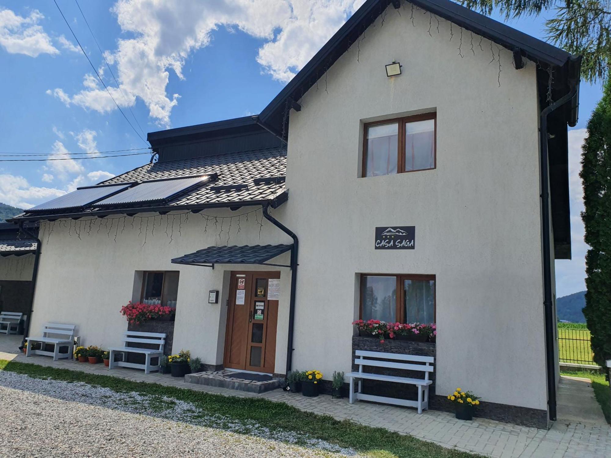 Casa Saga Hotell Gura Humorului Eksteriør bilde
